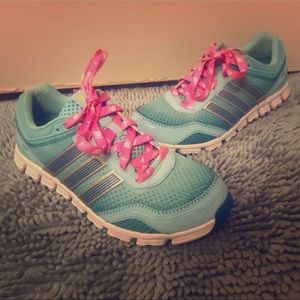 Ladies Turquoise Adidas sneaker